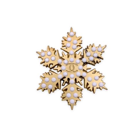 broche chanel flocon neige|CHANEL.